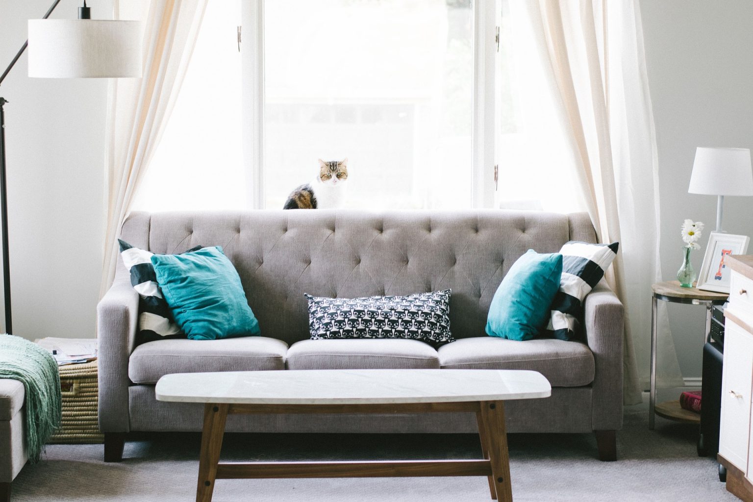 How to Clean a Corner Sofa by Yourself at Home